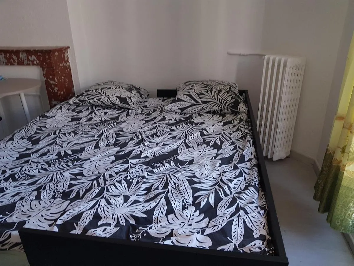 Studio With Sea View For 2 People Toulon 0*,
